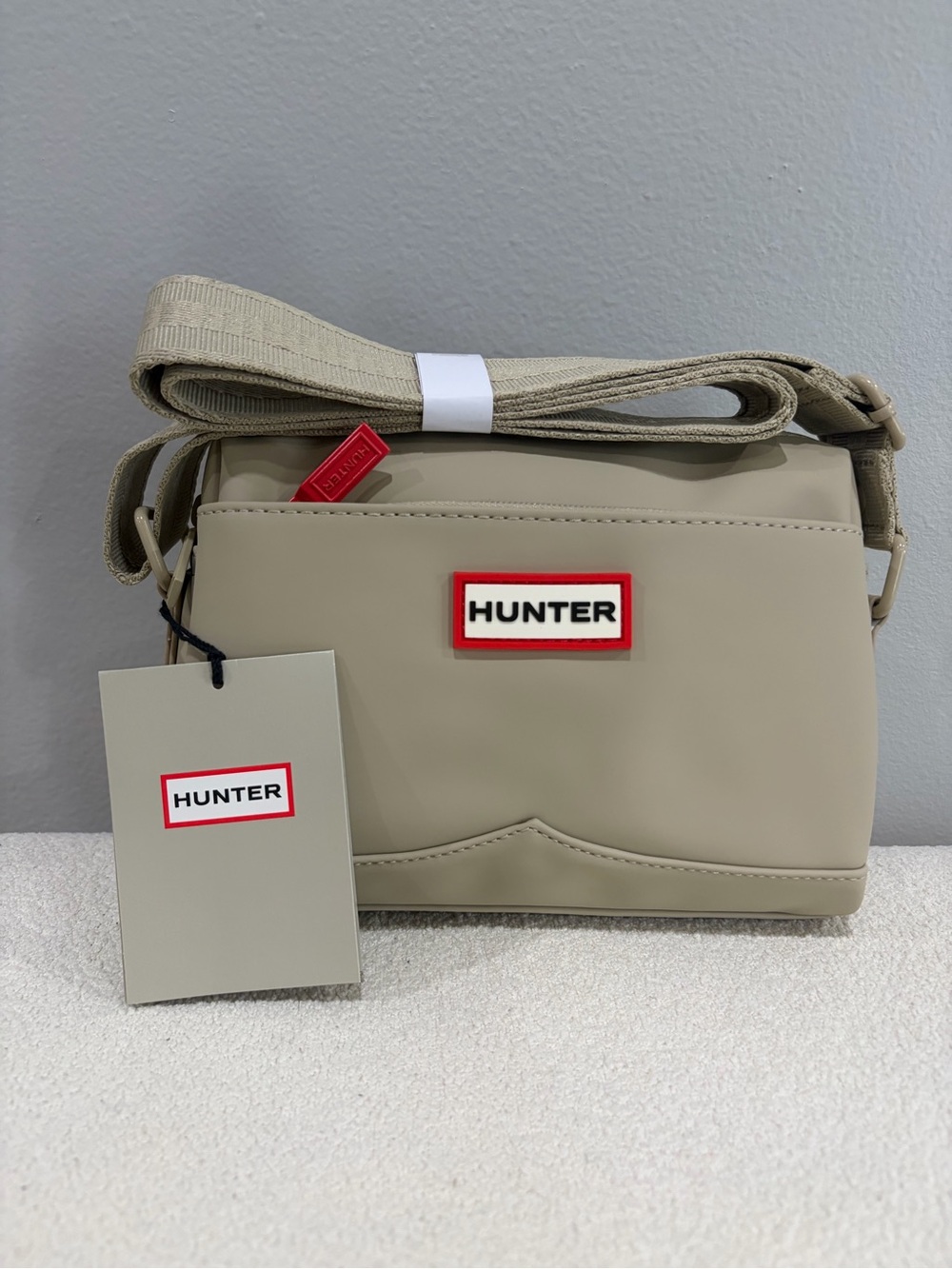 Hunter Beige Crossbody Bag Water Resistant Adjustable Strap NWT